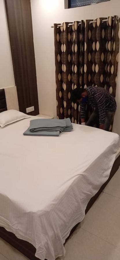 Super Hotel O Shri Shiva Palace Rāipur Zewnętrze zdjęcie