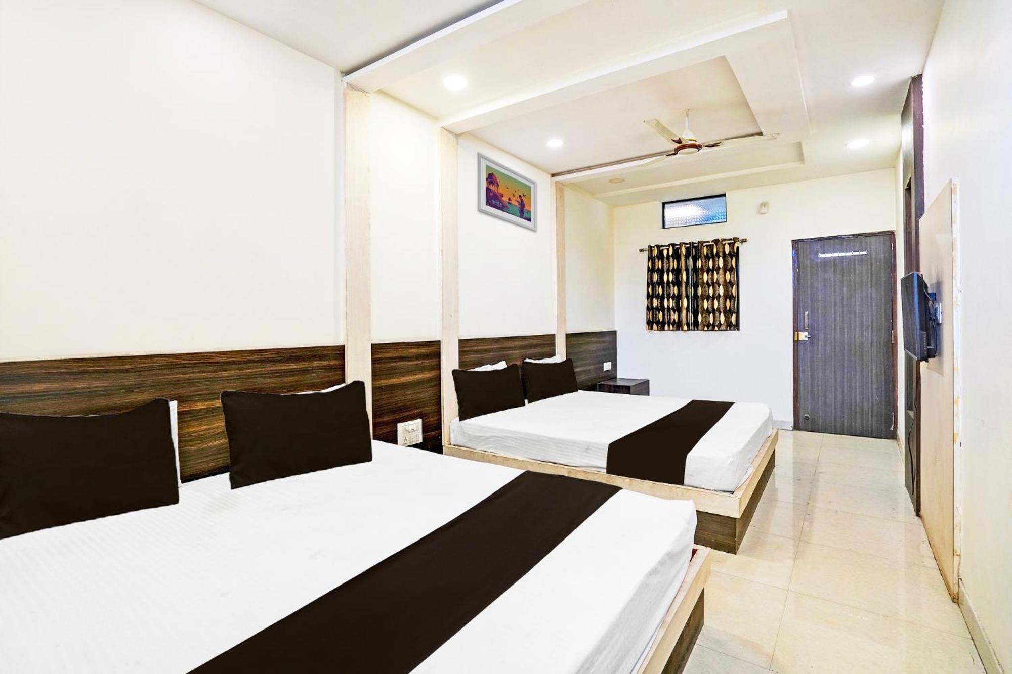 Super Hotel O Shri Shiva Palace Rāipur Zewnętrze zdjęcie