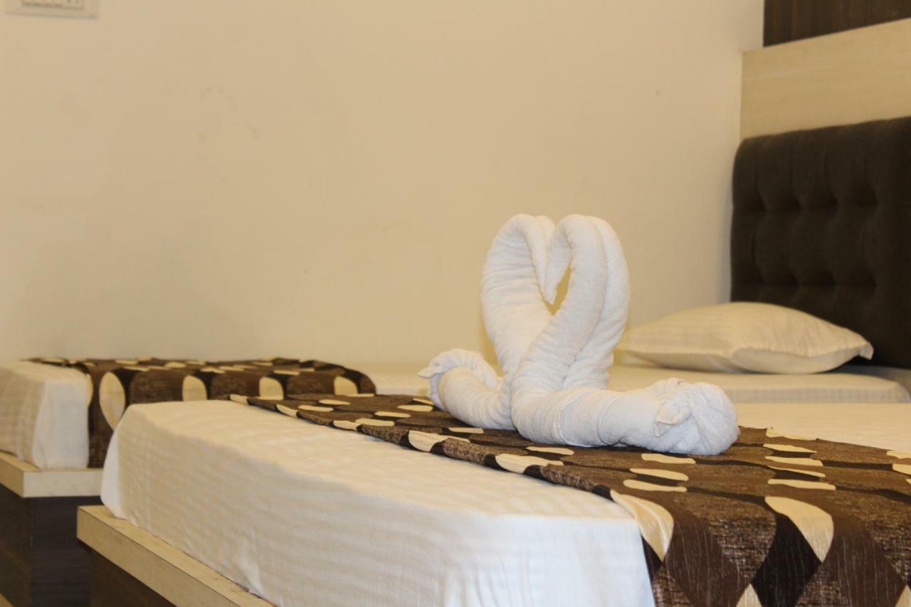 Super Hotel O Shri Shiva Palace Rāipur Zewnętrze zdjęcie