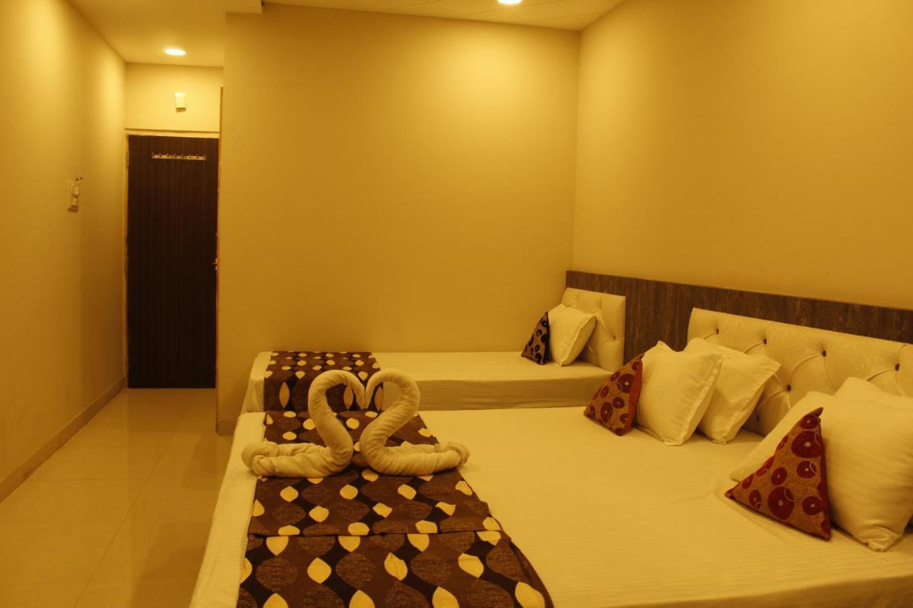 Super Hotel O Shri Shiva Palace Rāipur Zewnętrze zdjęcie