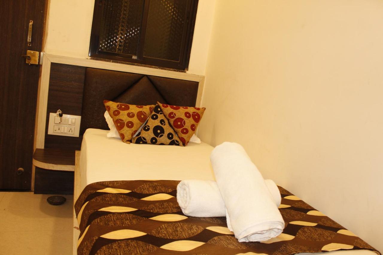 Super Hotel O Shri Shiva Palace Rāipur Zewnętrze zdjęcie