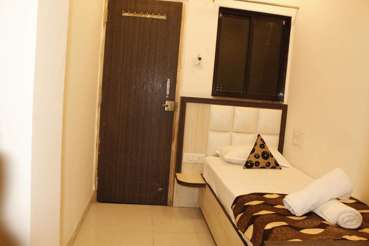 Super Hotel O Shri Shiva Palace Rāipur Zewnętrze zdjęcie